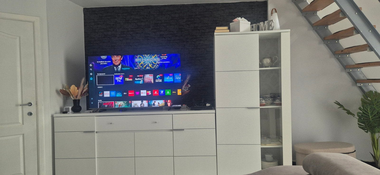 witte TV-meubel en vitrinekast – In uitstekende staat, Huis en Inrichting, Kasten |Televisiemeubels, Ophalen