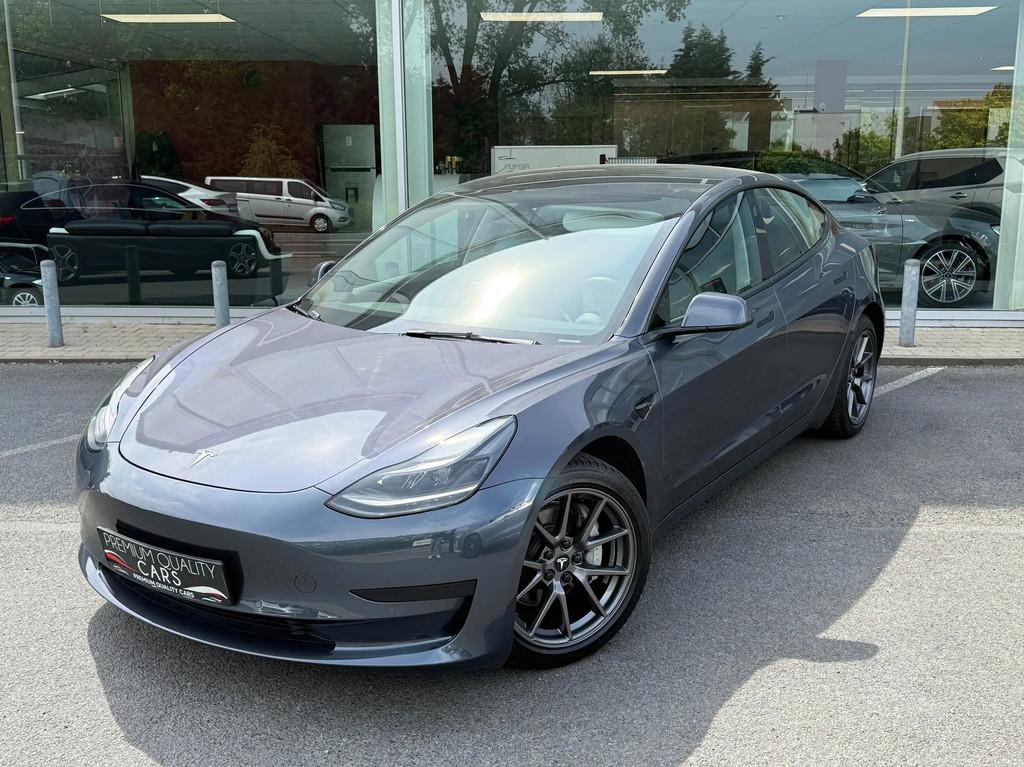 Tesla Model 3 PANO / 360CAMERA / ZETEL & STUURVERWARMING /, Auto's, Tesla, Automaat, 4 deurs, Gebruikt, Leder