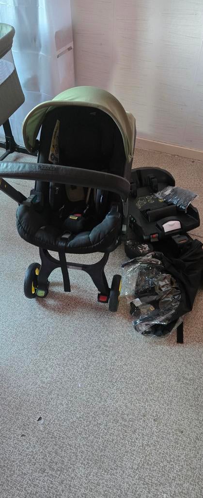 Doona i dessert Green +isofix base i -size, Kinderen en Baby's, Buggy's, Ophalen, Regenhoes