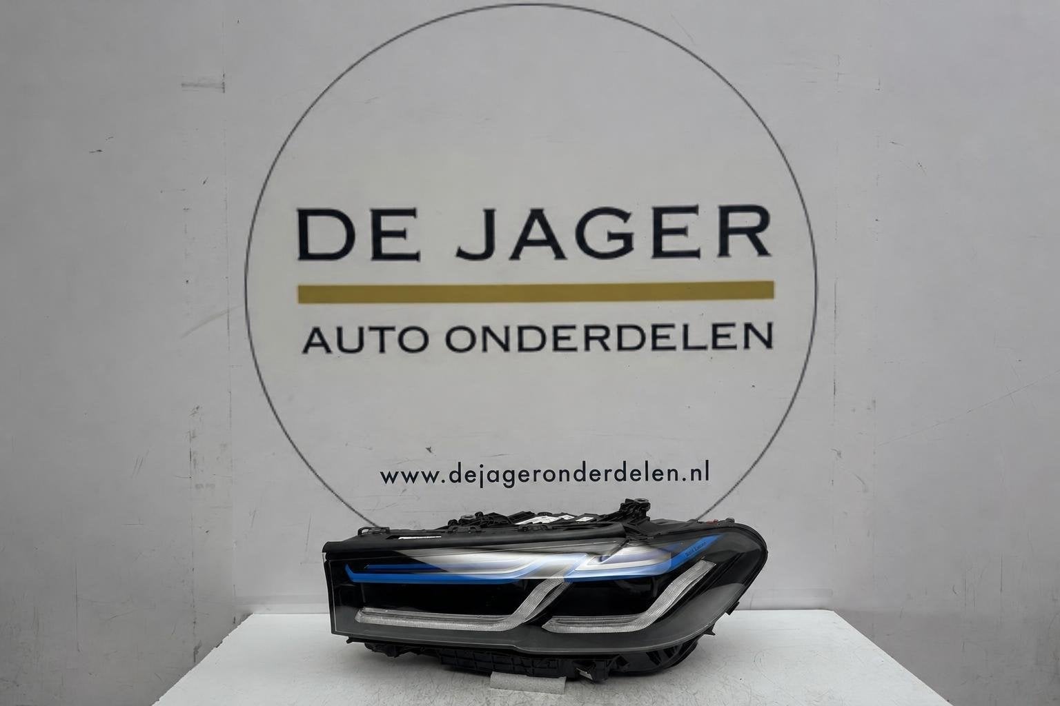 BMW 5 G30 FL Laser Shadow koplamp links 5A388F104, Petuelring 130
80788  Munich, DE, Gebruikt, Info@bmw.de, BMW