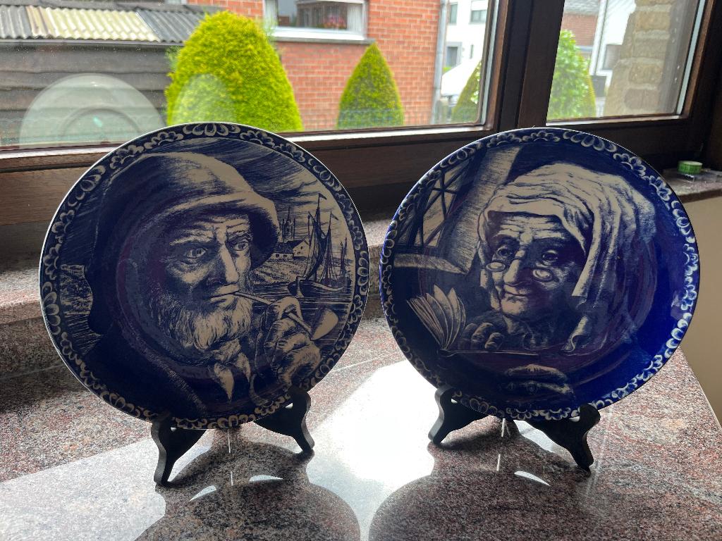 Borden uit aardewerk vader en moeder, Antiek en Kunst, Curiosa en Brocante, Ophalen
