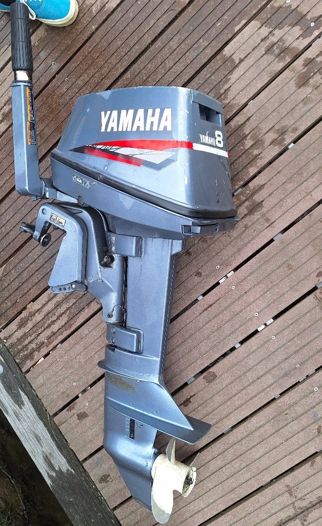 Buitenboordmotor Yamaha 8CMH met externe brandstoftank, Sports nautiques & Bateaux, Moteurs Hors-bord & In-bord, 5 à 10 ch, Comme neuf