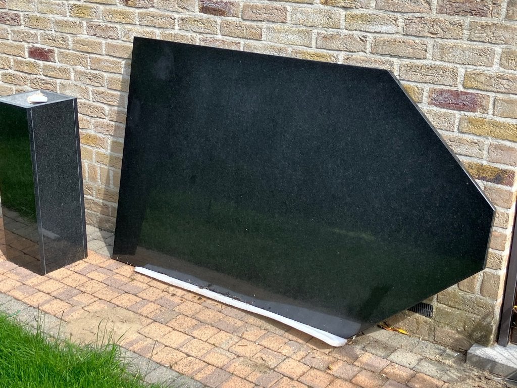 granieten eettafel, Ophalen, Overige materialen, 50 tot 100 cm, Zo goed als nieuw