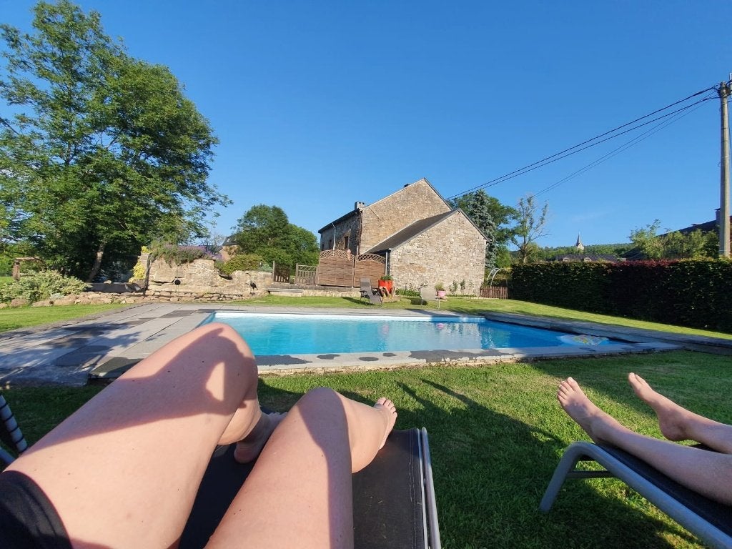 prive vakantiehuizen honden welkom ,hottub sauna heyd, Vakantie, Vakantiehuizen | België, Open haard, Dorp, In bergen of heuvels