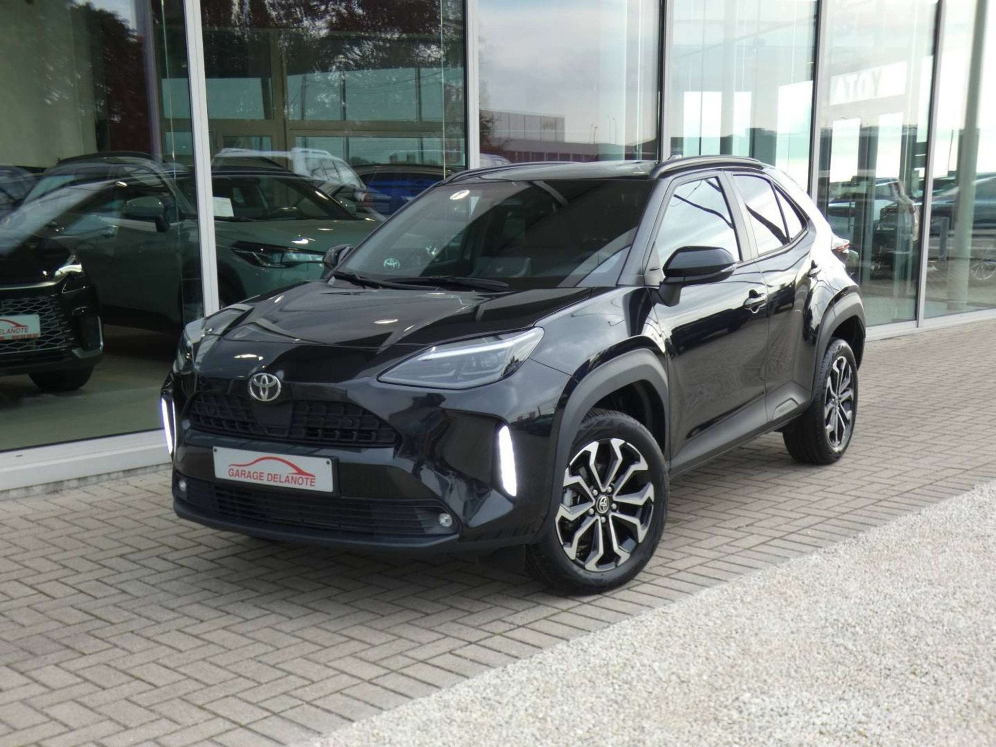 Toyota Yaris Cross Hybrid +Parkeersensoren V&A +Dodehoek +Ze, Autos, Achat, 116 ch, Noir, 5 portes
