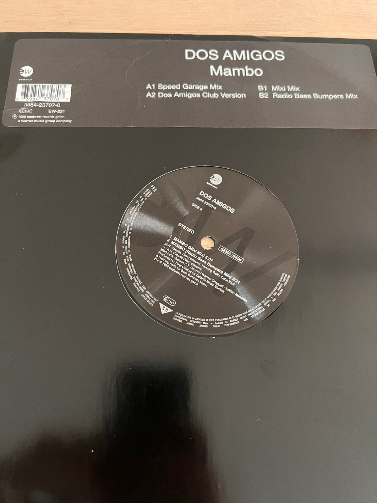 Dos amigos - mambo, Enlèvement ou Envoi, Comme neuf, House