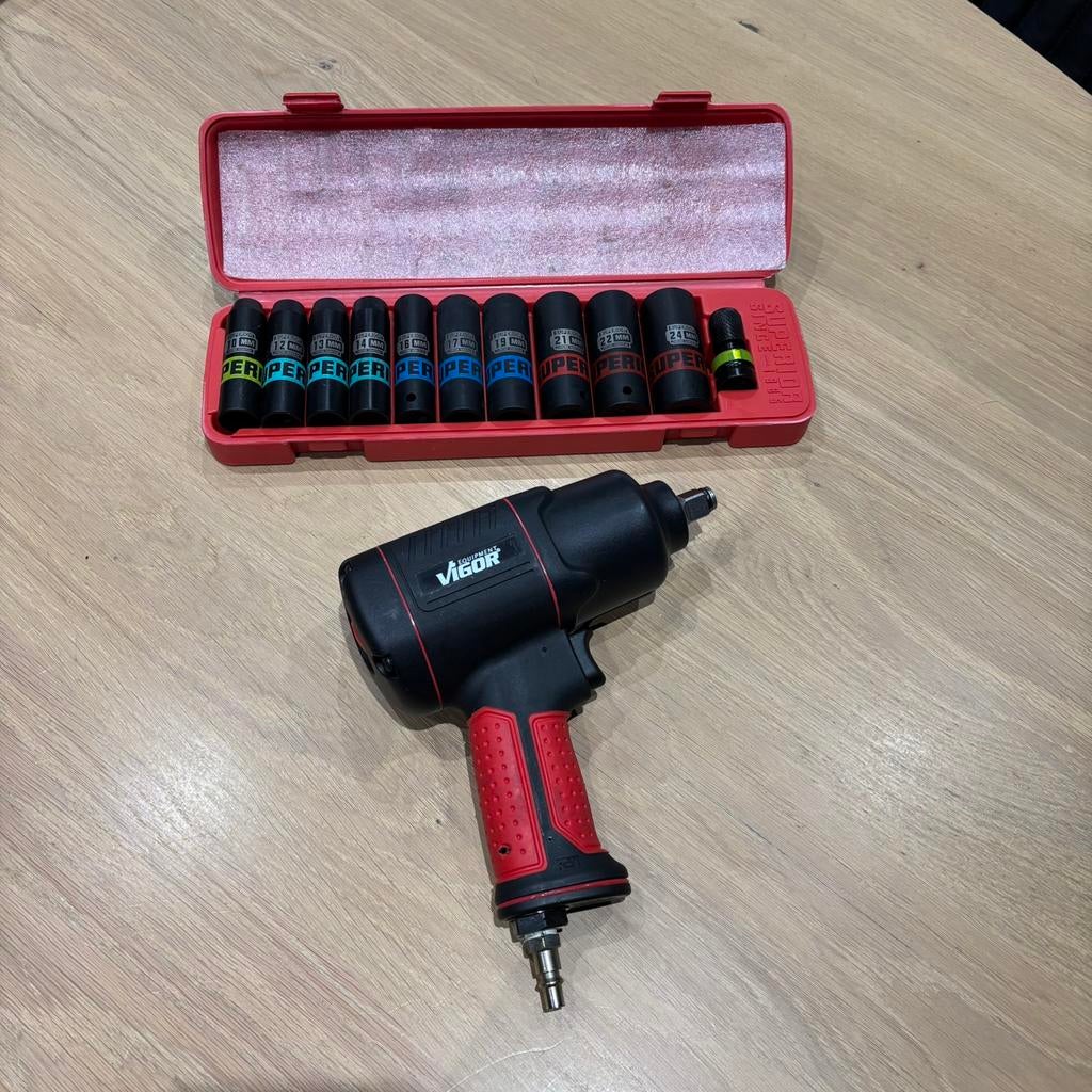 Boulonneuse Vigor V4800 + coffret douilles à choc complet, Autos : Divers, Outils de voiture, Comme neuf, Enlèvement