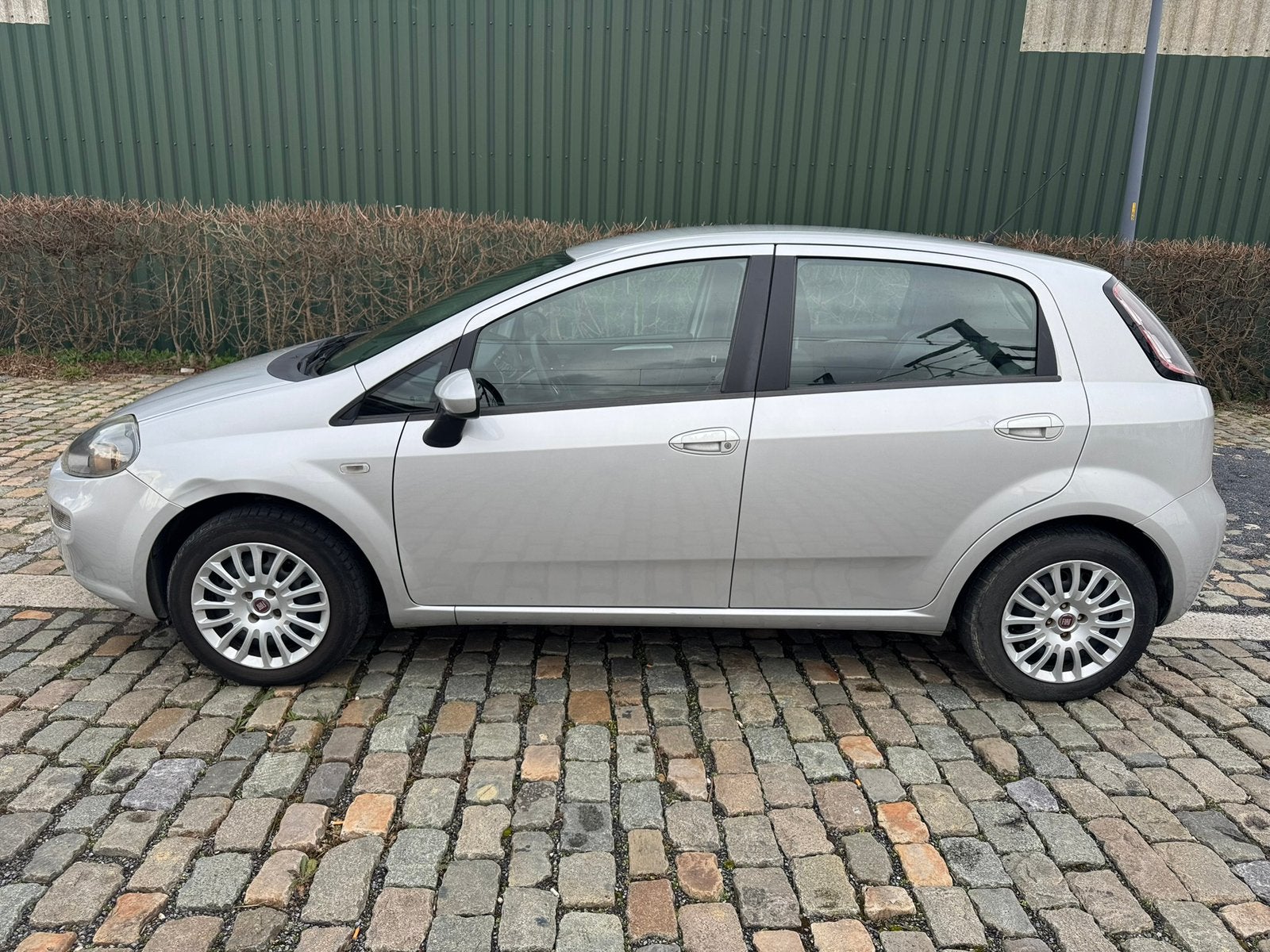 Fiat Punto Evo 1.2i 1r Hoofdmotor 105000 km Airco, Auto's, Euro 5, Centrale vergrendeling, Bedrijf, 1200 cc