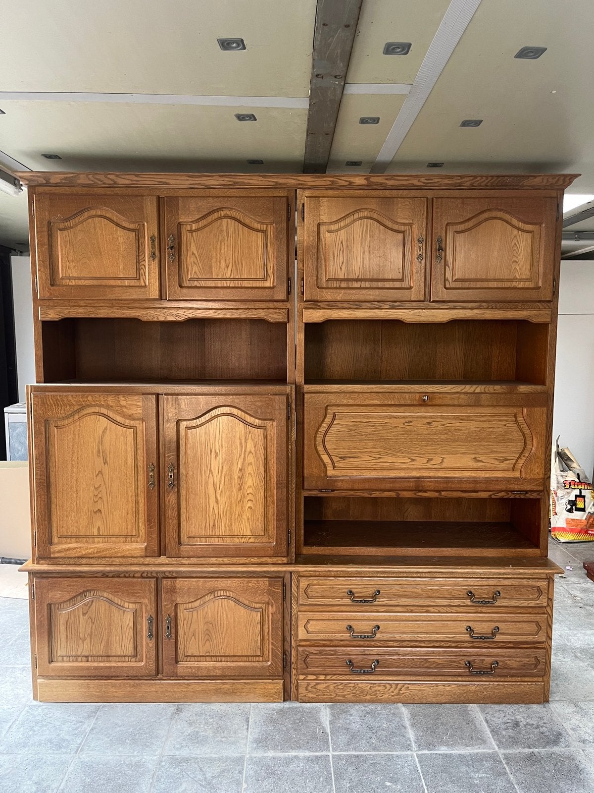Antieke houten bar kast, Huis en Inrichting, Ophalen, Gebruikt, 200 cm of meer, 200 tot 250 cm
