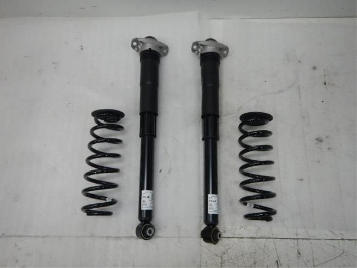 VW Golf 8 GTI Schokdemper Schokbreker Set Achterzijde L+R, Enlèvement ou Envoi, Utilisé