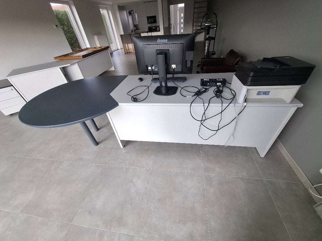 Bureau, Huis en Inrichting, 90 cm, 300 cm, Zo goed als nieuw, Overige merken
