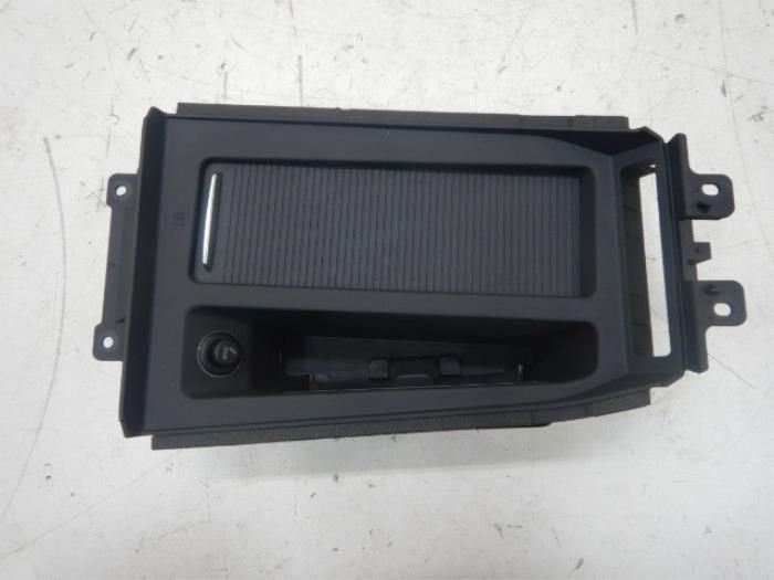 Audi E-Tron Middenconsole Bekerhouders, Ophalen of Verzenden, Gebruikt