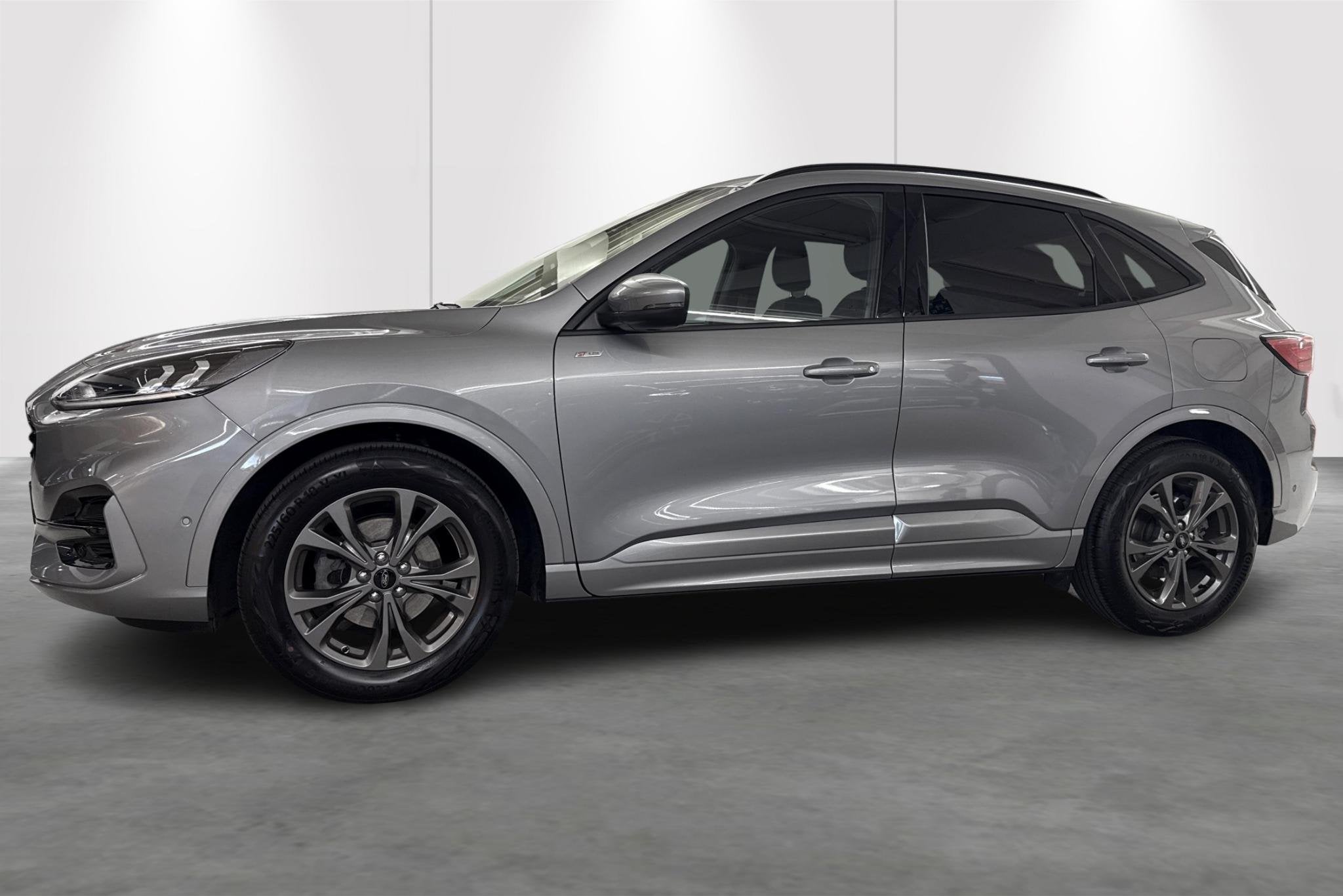 Ford Kuga 2.5i FHEV Aut. 140kW ST-Line, Auto's, Stof, Gebruikt, 4 cilinders, 124 g/km