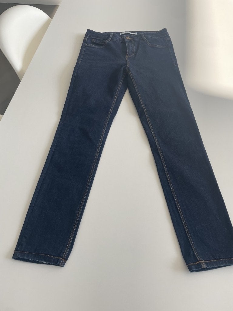 Blauwe jeans broek van ZARA maat S, Kleding | Dames, Blauw, Zara, Ophalen of Verzenden, Zo goed als nieuw