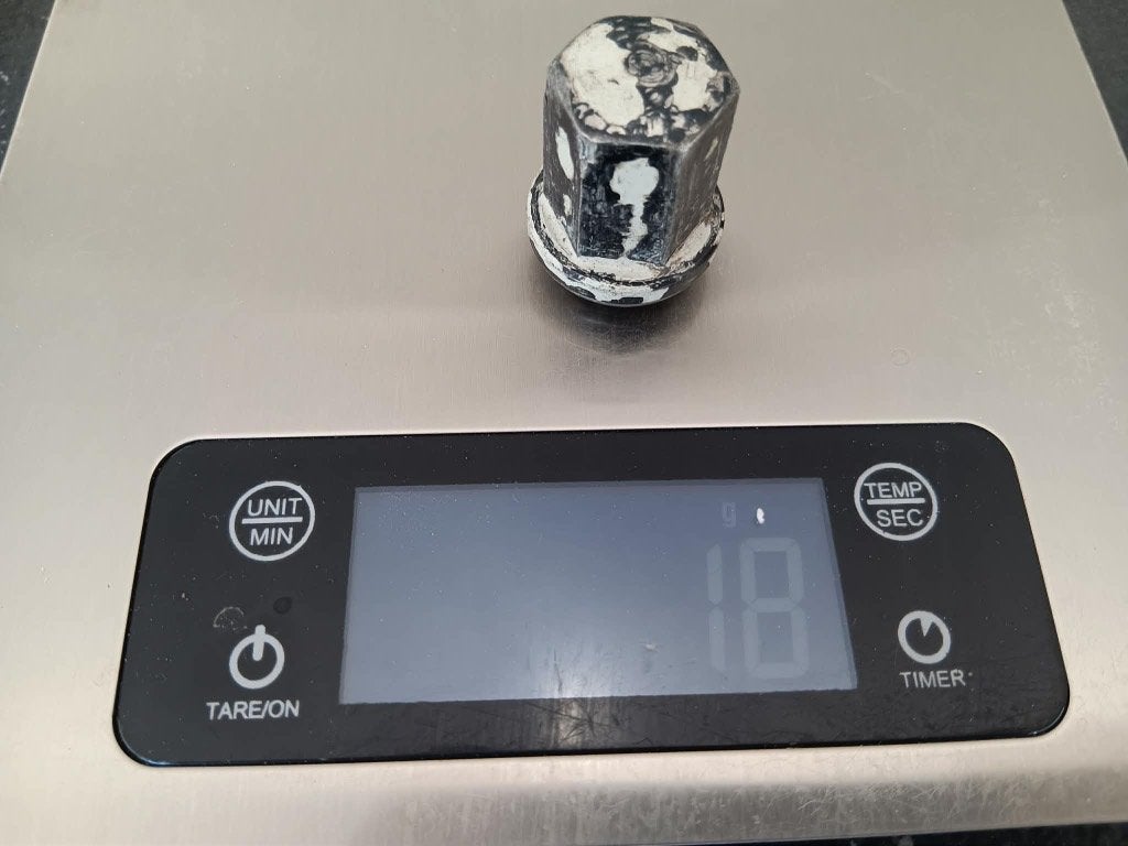 Magnesium wielbouten Porsche 911 (en andere) - 18 gr p/st !!, Auto-onderdelen, Banden en Velgen, Ophalen of Verzenden, Banden en Velgen