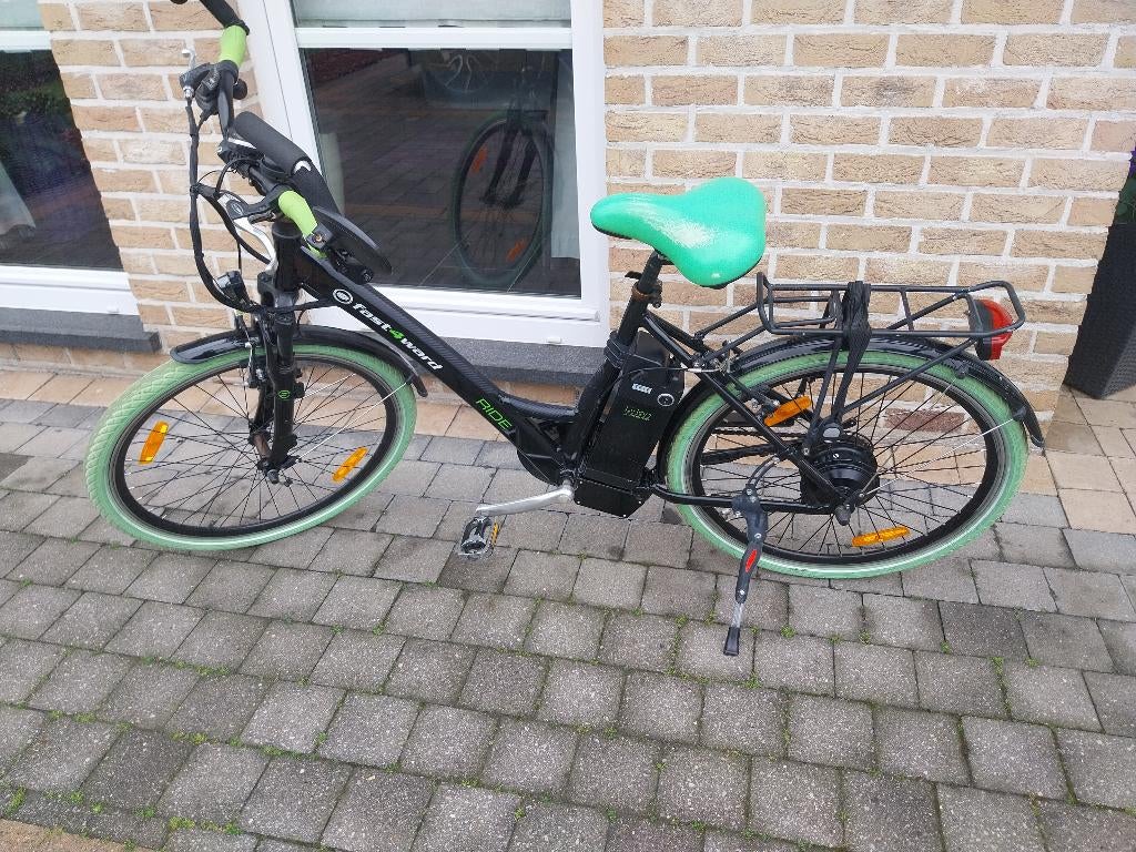 Elektrische fiets 26" fast4wards ride, Fietsen en Brommers, Elektrische fietsen, Gebruikt, 30 tot 50 km per accu, Ophalen