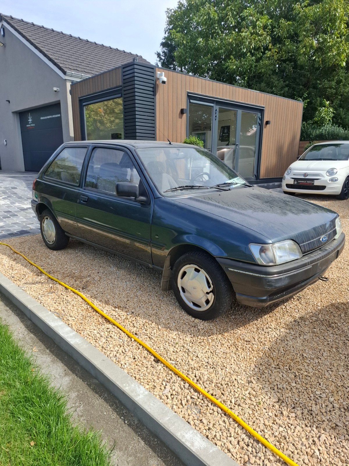 Ford fiesta 1300cc essence automatique ancêtres, Achat, Entreprise, 1300 cm³, Automatique