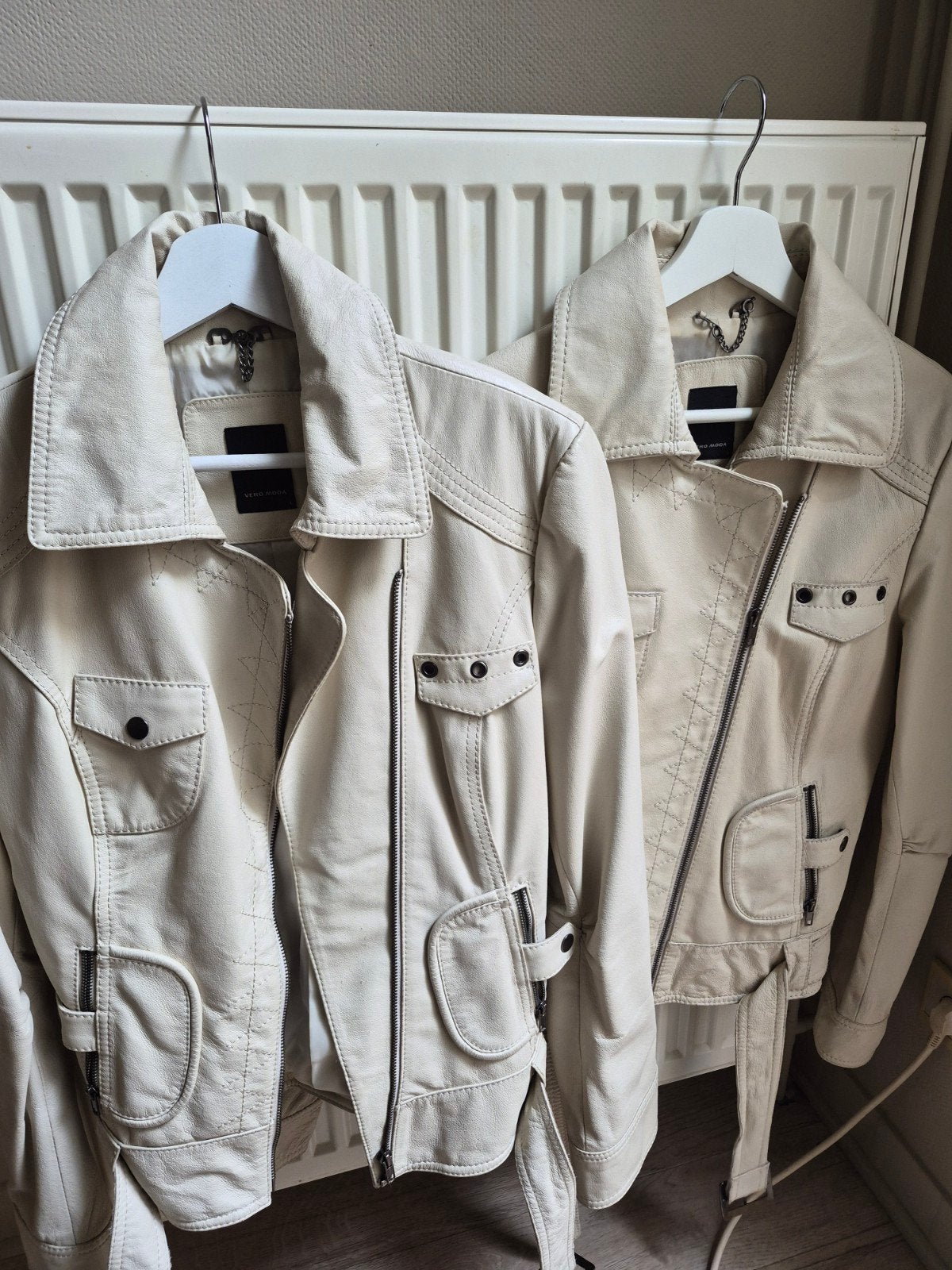 beige lederen motorvest. Maat large, Vêtements | Femmes, Vestes | Hiver, Taille 42/44 (L), Vero Moda, Beige, Enlèvement