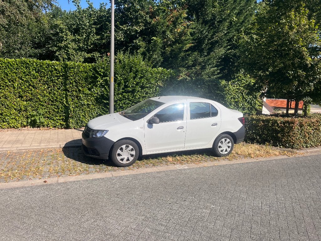 Dacia Logan weinig kilometers, Autos, Dacia, Euro 6, Boîte manuelle, Logan, 5 portes