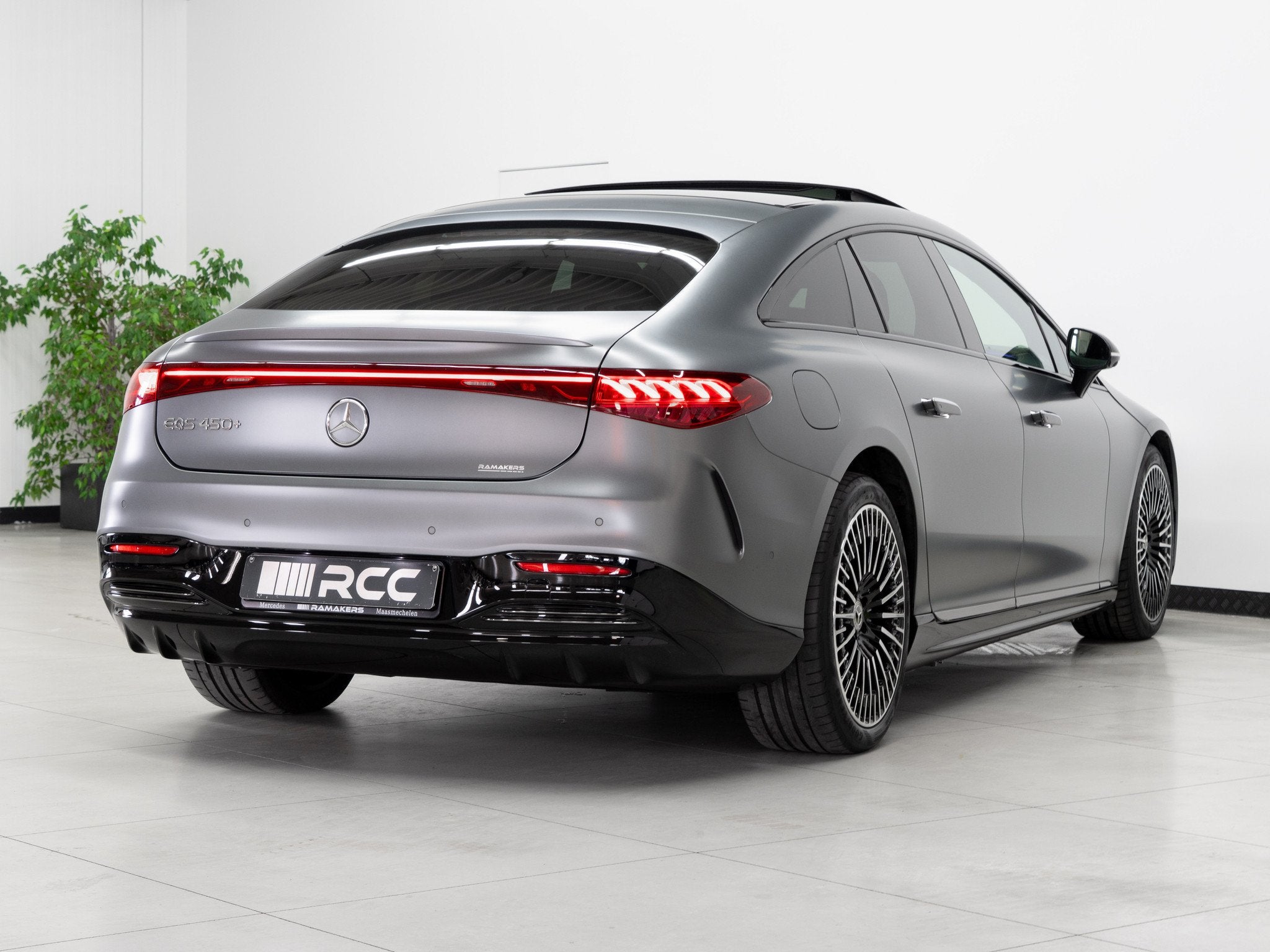 Mercedes-Benz EQS 450+ AMG Night 21" Massage Nappaleder Burm, Autos, Cuir, Argent ou Gris, Achat, Carnet d'entretien