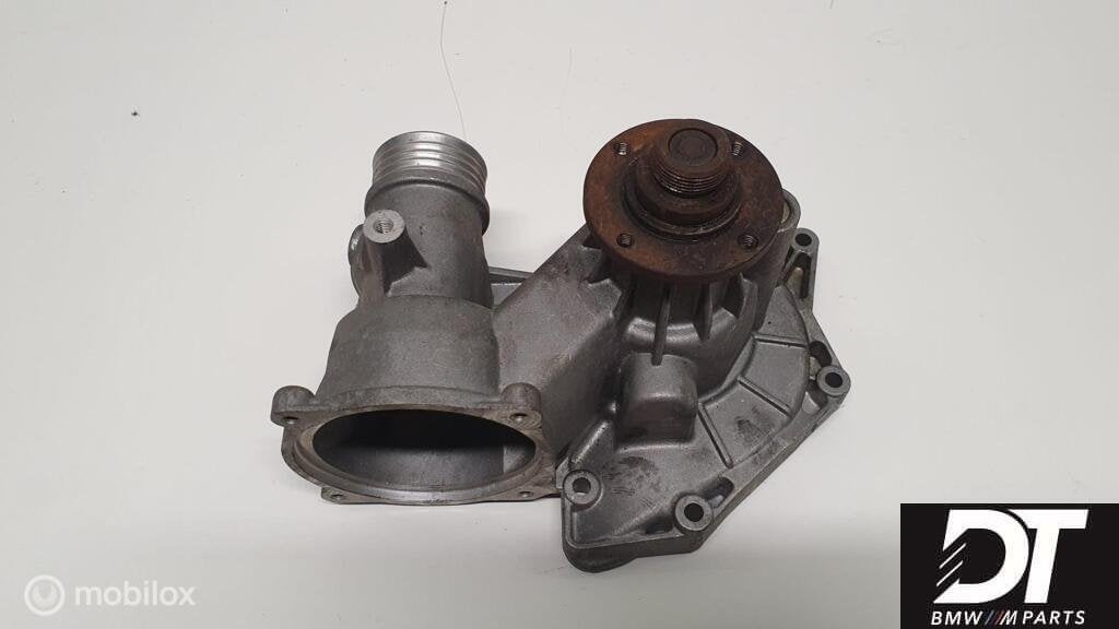 Nieuwe Waterpomp NOS BMW 5-serie E34 M60 V8  11510004163, Autos : Pièces & Accessoires, Neuf, Enlèvement ou Envoi, BMW