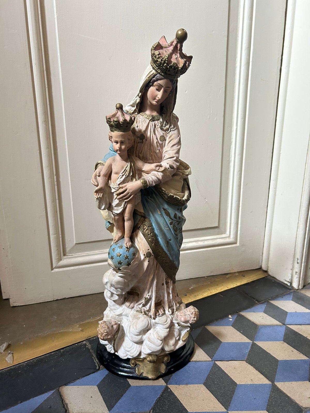 Vierge à l’enfant polychrome plâtre, Enlèvement ou Envoi