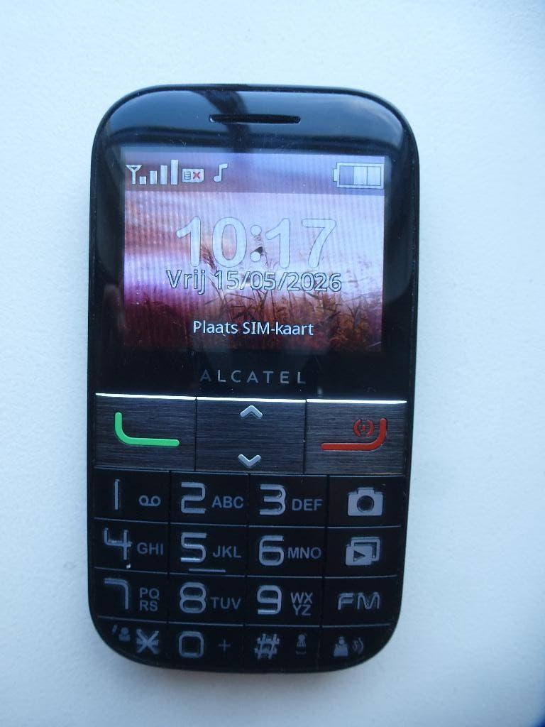 ALCATEL EENVOUDIGE GSM ONE TOUCH 20.01, Telecommunicatie, Ophalen of Verzenden, Klassiek of Candybar, Zonder abonnement, Minder dan 3 megapixel