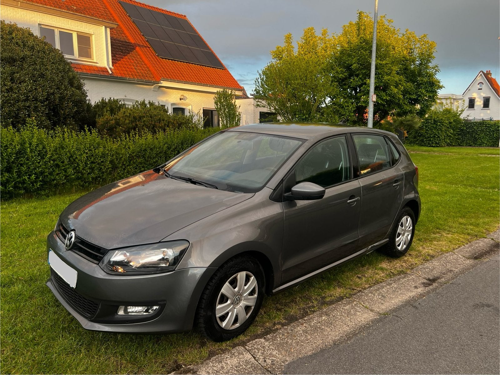 Volkswagen polo1.6tdi 90pk mod 2014 5-drs navi Rijdt prima, Auto's, Euro 5, Stof, 1600 cc, Bedrijf