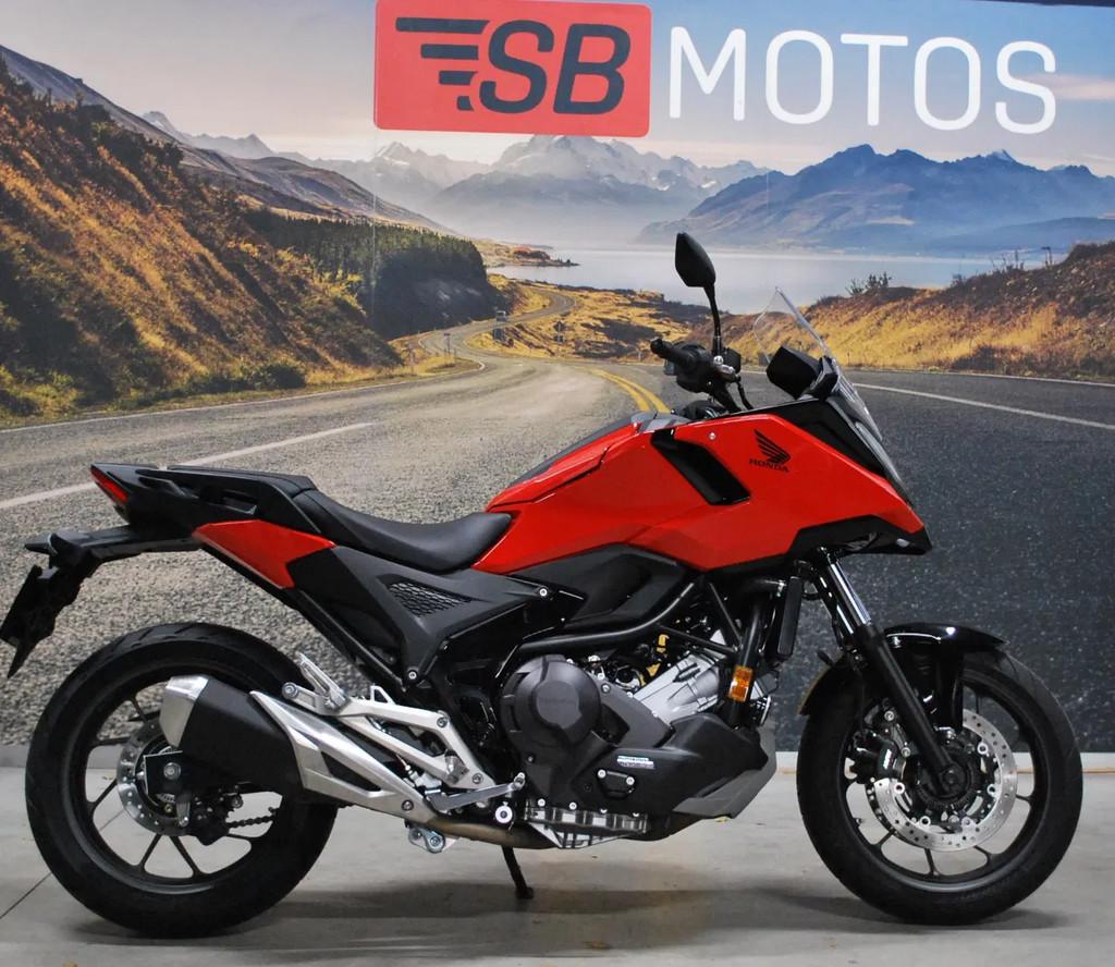 Honda NC750X DCT NC 750 X (bj 2025), Motoren, 750 cc, Bedrijf, Meer dan 35 kW, Overig