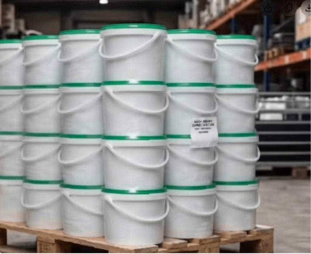 witte muur verf, 4,5 euro / liter, Doe-het-zelf en Bouw, Ophalen, Gebruikt, Wit, Verf