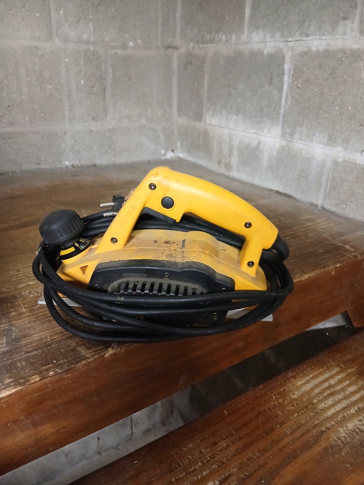 dewalt, Ophalen