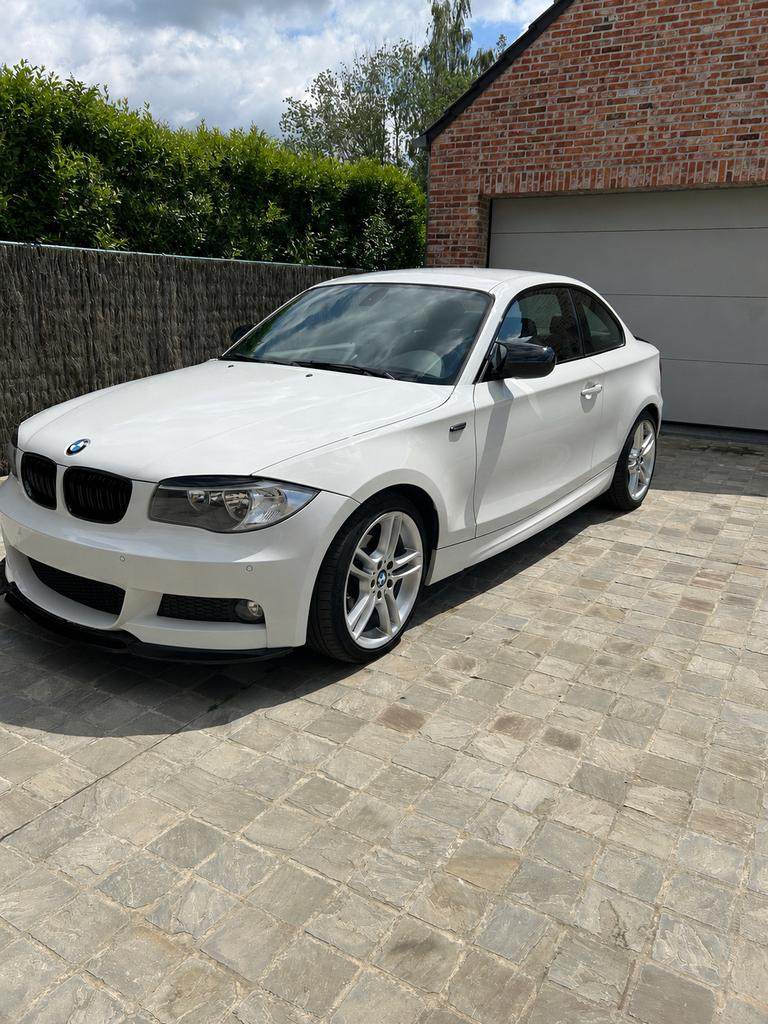 Bmw 1 serie coupé E82 2012, Auto's, BMW, 1 Reeks, Particulier, Dealer onderhouden, Te koop