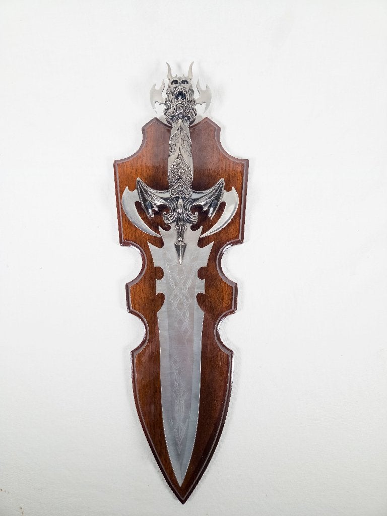 poignard / couteau fantasy avec support mural en bois, 18 cm, Autres styles, 55 cm, Métal