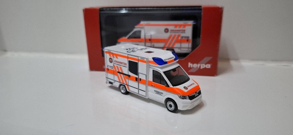 Man tge 1/87 ambulance die johanniter, Hobby & Loisirs créatifs, Voitures miniatures | 1:87, Enlèvement, Neuf, Herpa