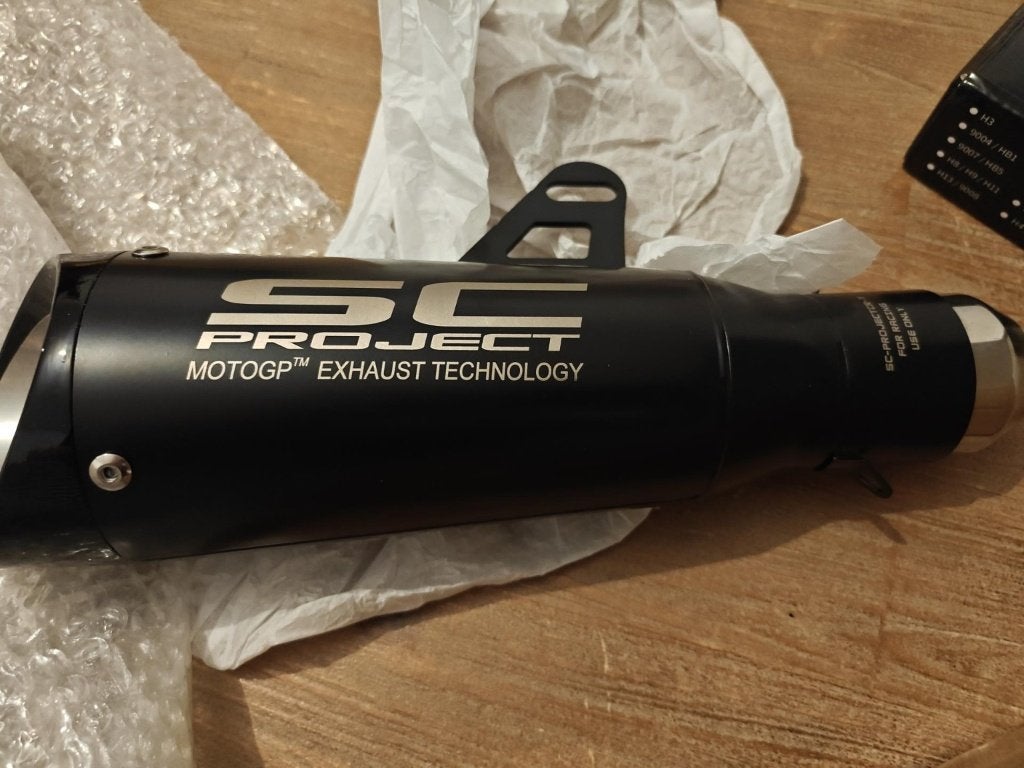 Silencieux d'échappement universel pour moto/slip-on noir, Enlèvement ou Envoi, Neuf