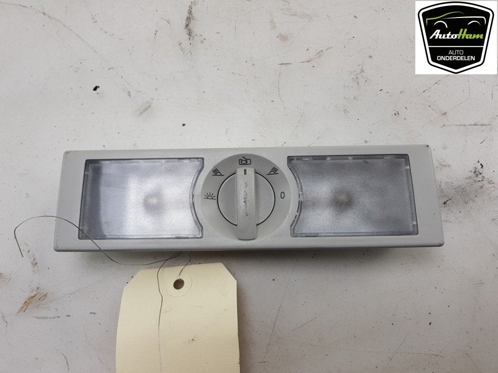 PLAFONNIER ARRIÈRE Volkswagen Touran (1T3), Dhr. J. Ham, Volkswagen, Administratie@autoham.nl, Utilisé