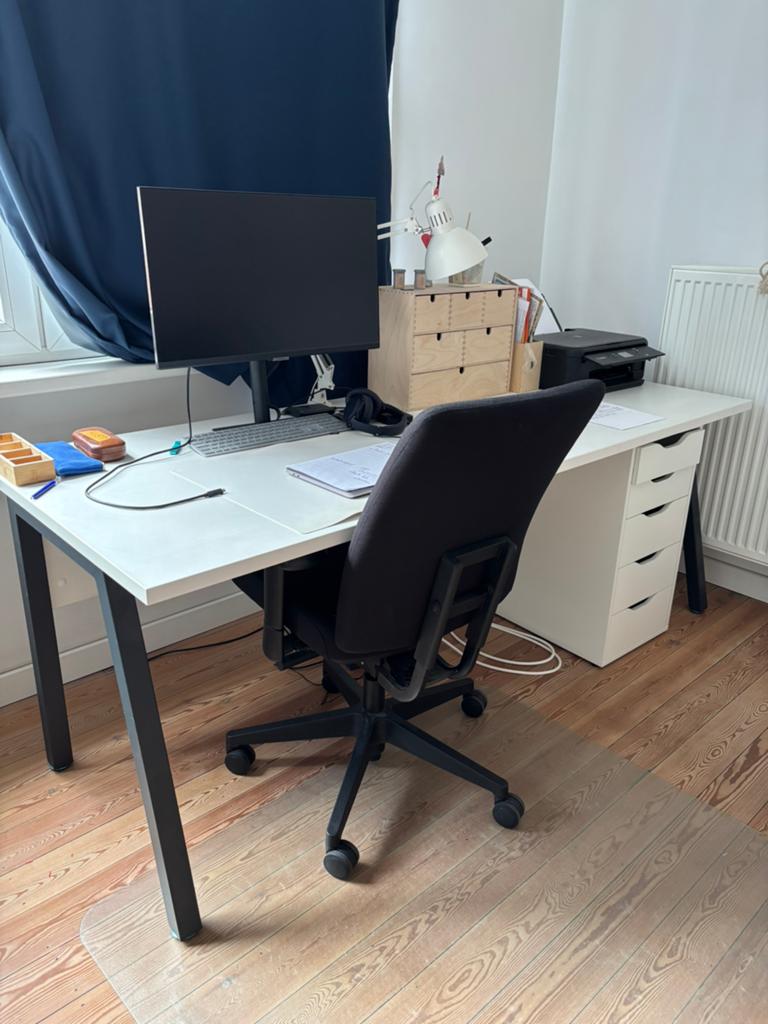 Bureau, Ophalen, Zo goed als nieuw