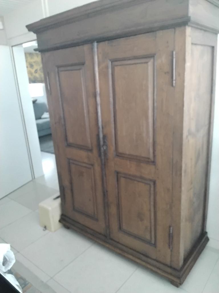 Antieke kast, Ophalen