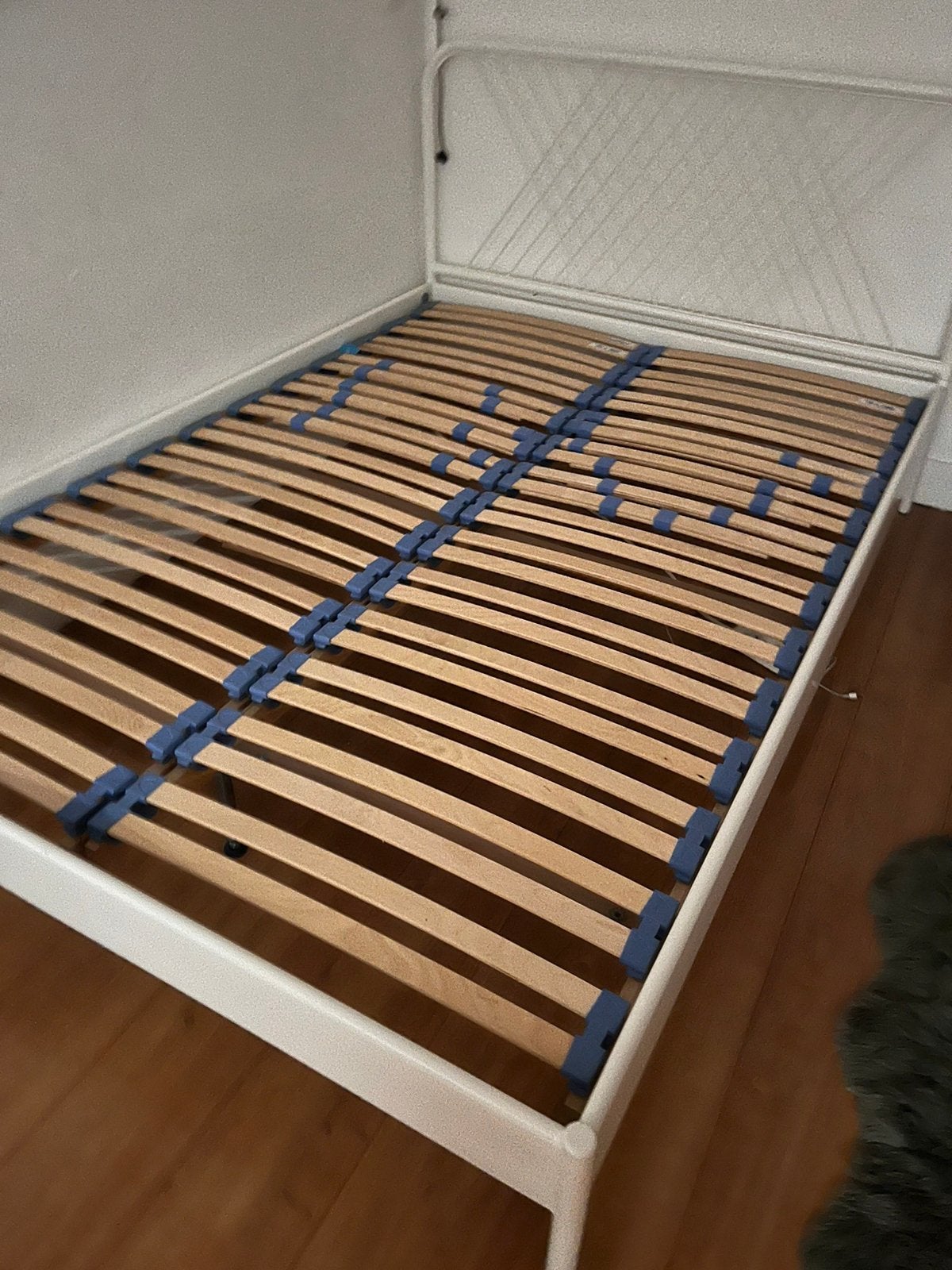 Bed (ikea) incl lattebodem en matras ( in goede staat), 140 cm, Enlèvement, Utilisé, Blanc