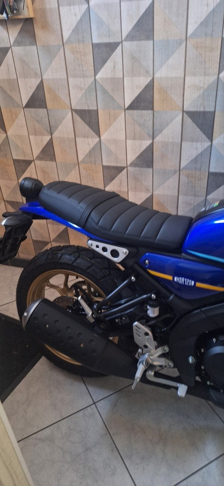 yamaha xsr 125 bleu, Enlèvement, Yamaha