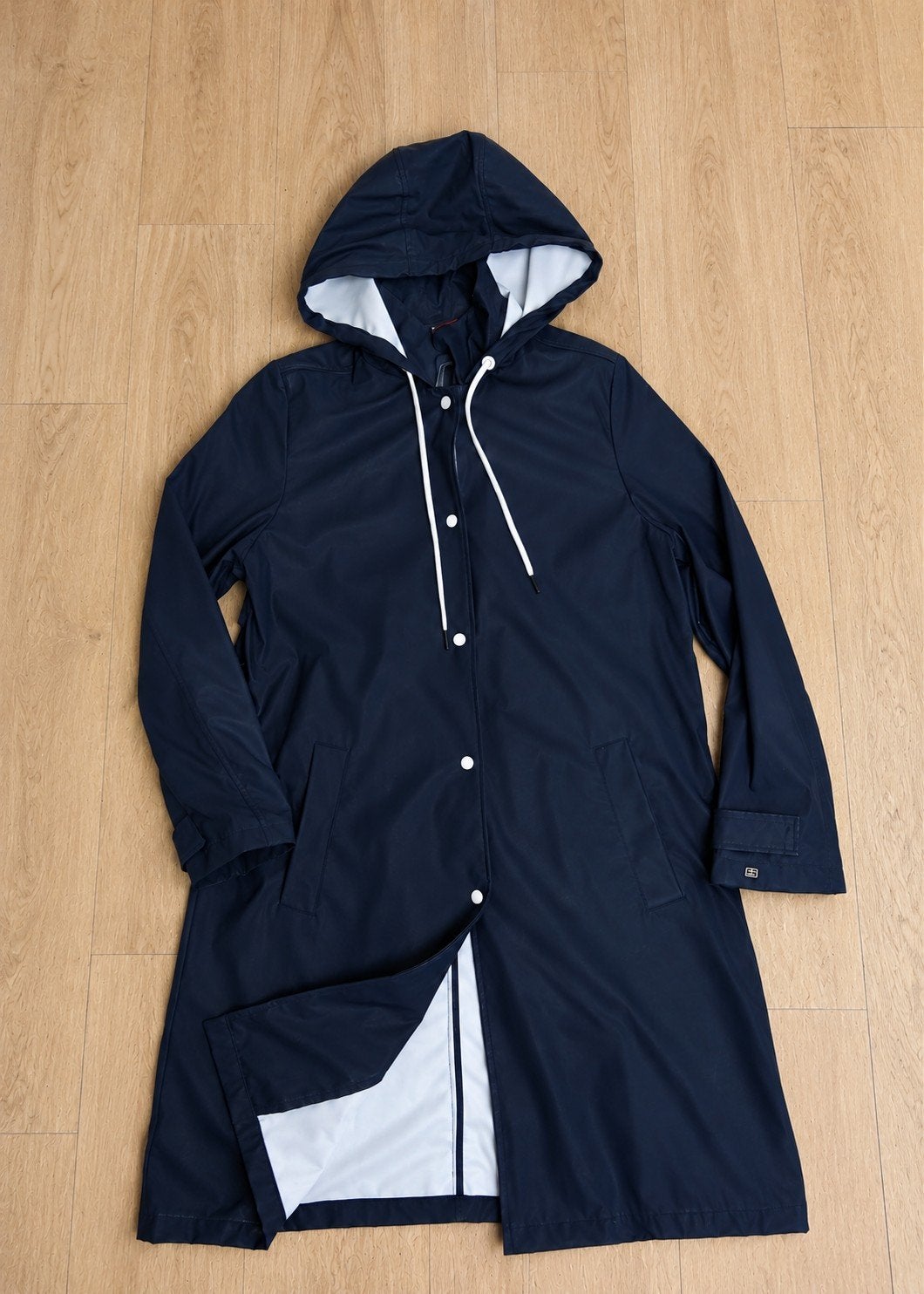 Veste longue Impérméable Tommy Hilfiger, Vêtements | Femmes, Taille 38/40 (M), Enlèvement ou Envoi, Comme neuf, Bleu