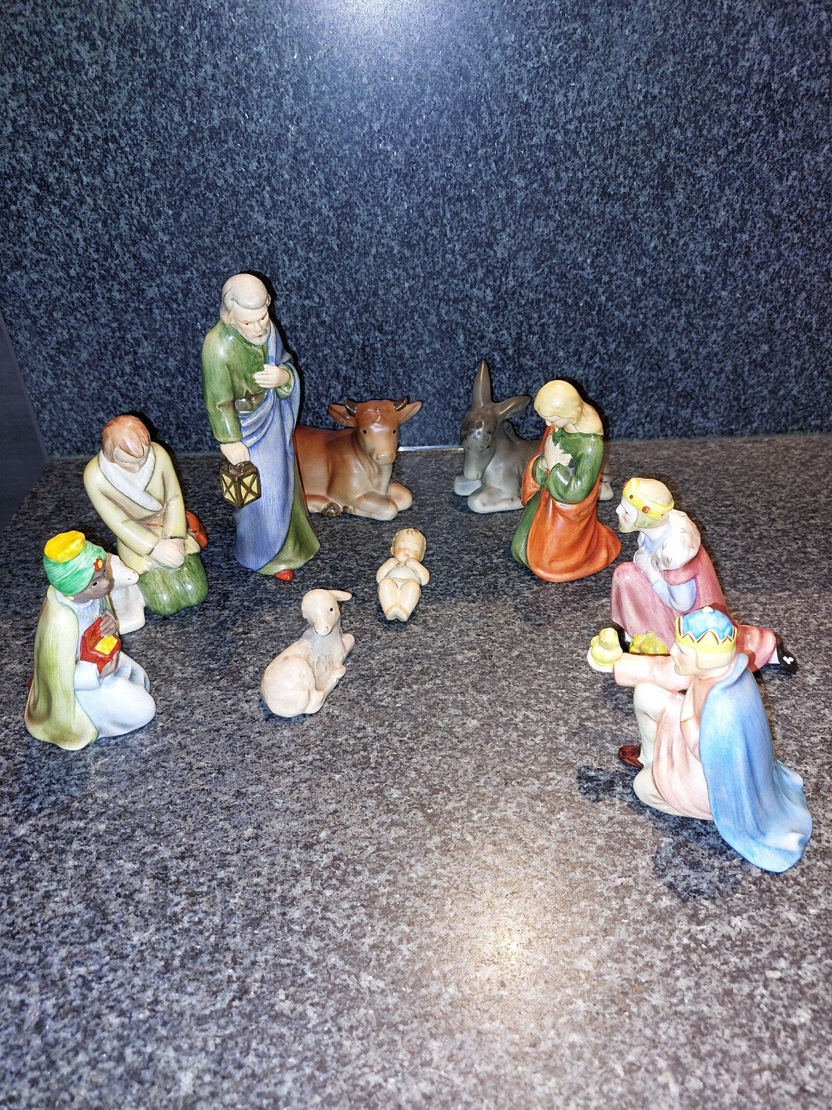 Goebel HX82 en HX257 kerstgroep zonder kerststal, Ophalen of Verzenden