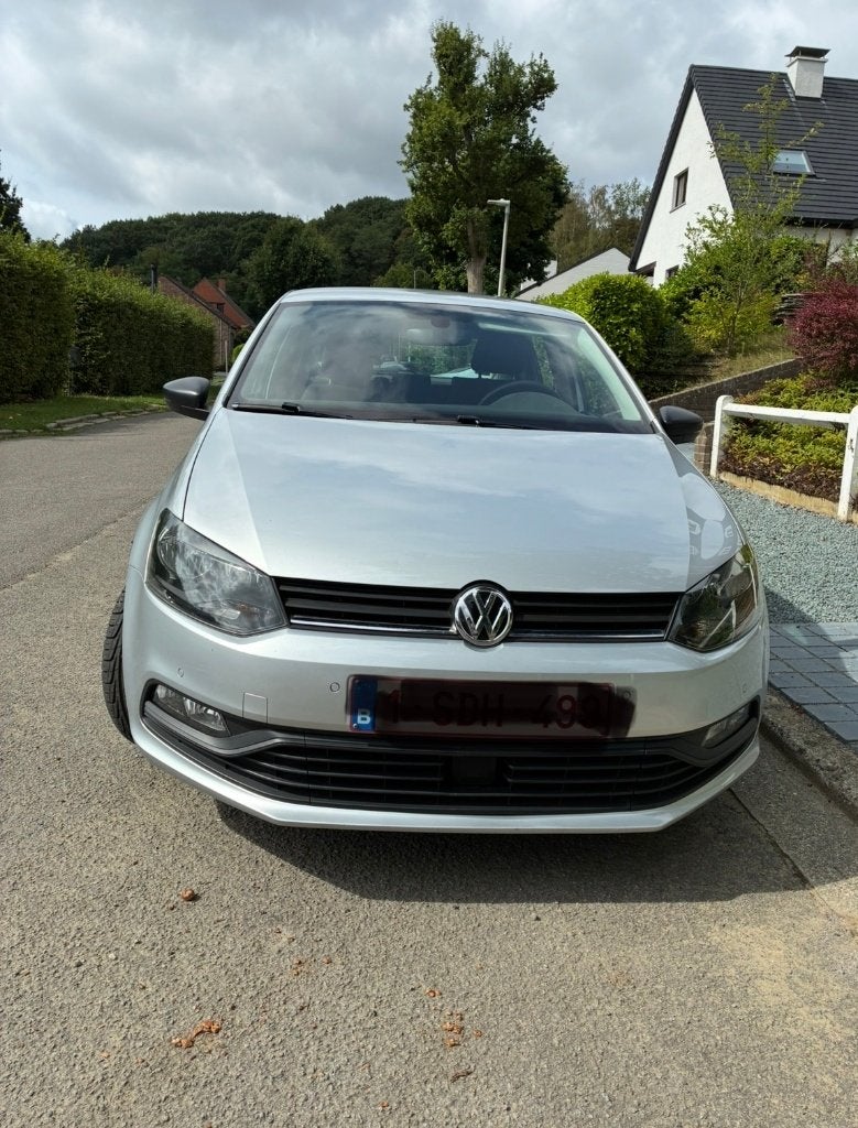 Polo manuelle 2017 -174300 km-prête à être immatriculée, Autos, 1197 cm³, Argent ou Gris, Achat, Euro 6