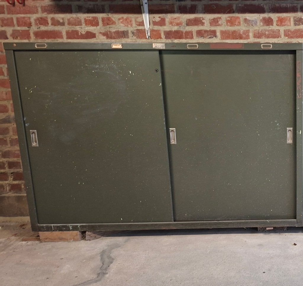 Metalen kasten met schuifdeuren, Ophalen, Gebruikt, 100 tot 150 cm, 150 tot 200 cm