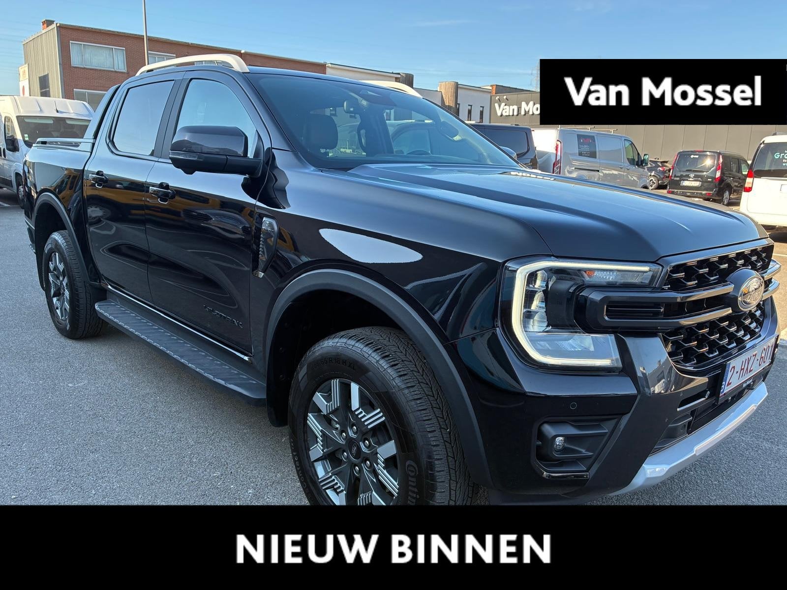 Ford Ranger 2.3i PHEV Wildtrak - Shutter - 360 view - Trekha, 4 portes, Entreprise, 16 kWh, Electronic Stability Program (ESP)