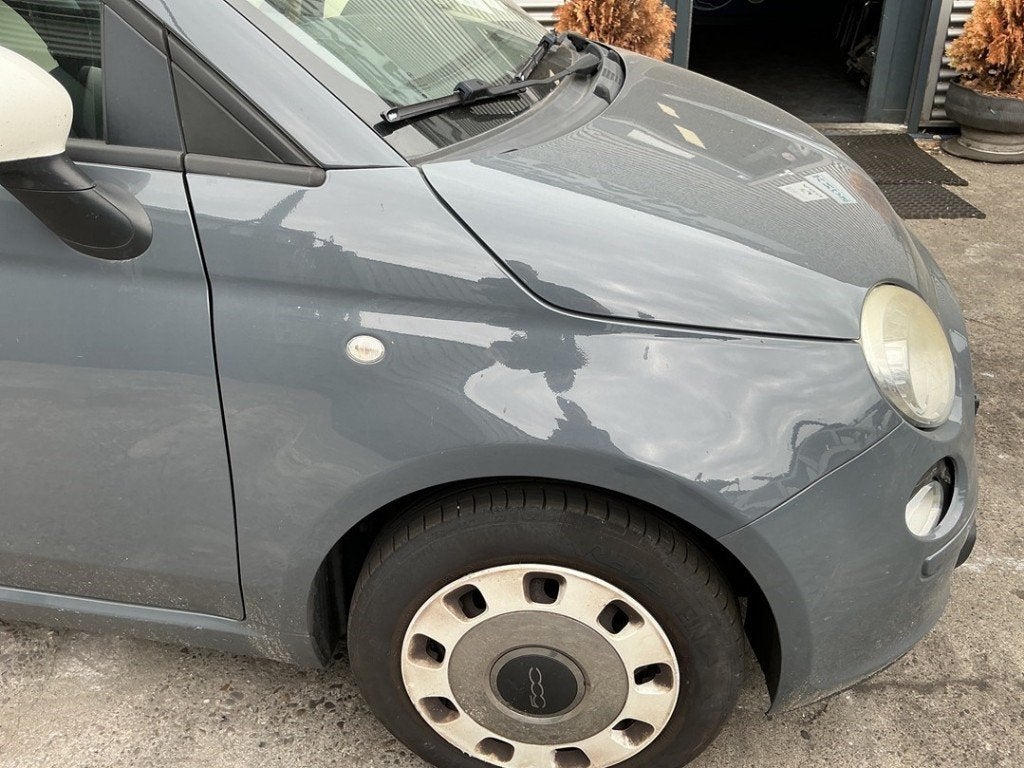 SPATBORD RECHTS VOOR Fiat 500 (312) (|51785335|52015755|), Auto-onderdelen, FCA Germany GmbH, Gebruikt, IPC D1-09 Bahnhofsplatz
65423  Rüsselsheim am Main, DE