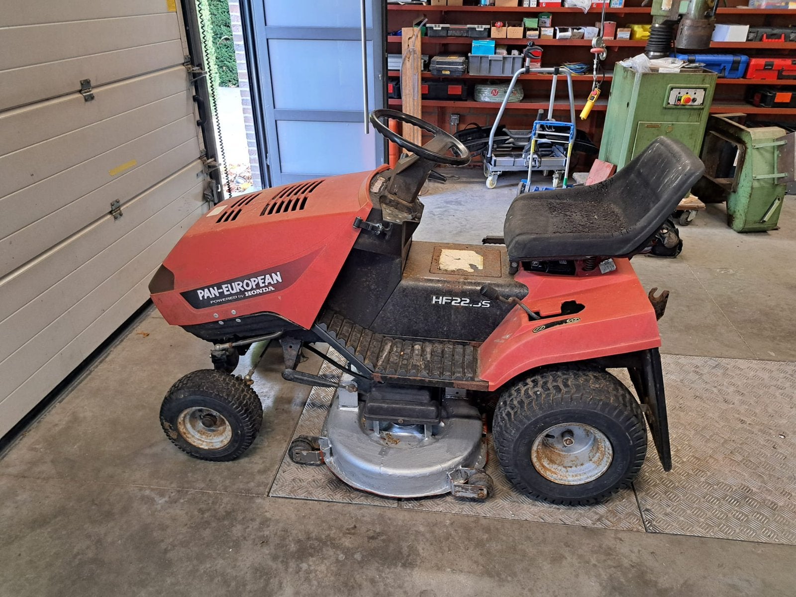 Pan european honda zitmaaier, Tuin en Terras, Ophalen, Zo goed als nieuw
