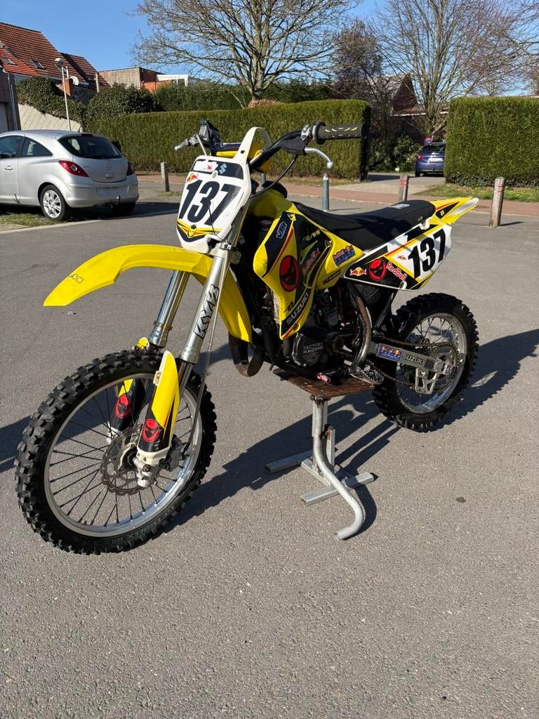 Suzuki RM 85, 85 cm³, 5 vitesses, Comme neuf, Enlèvement