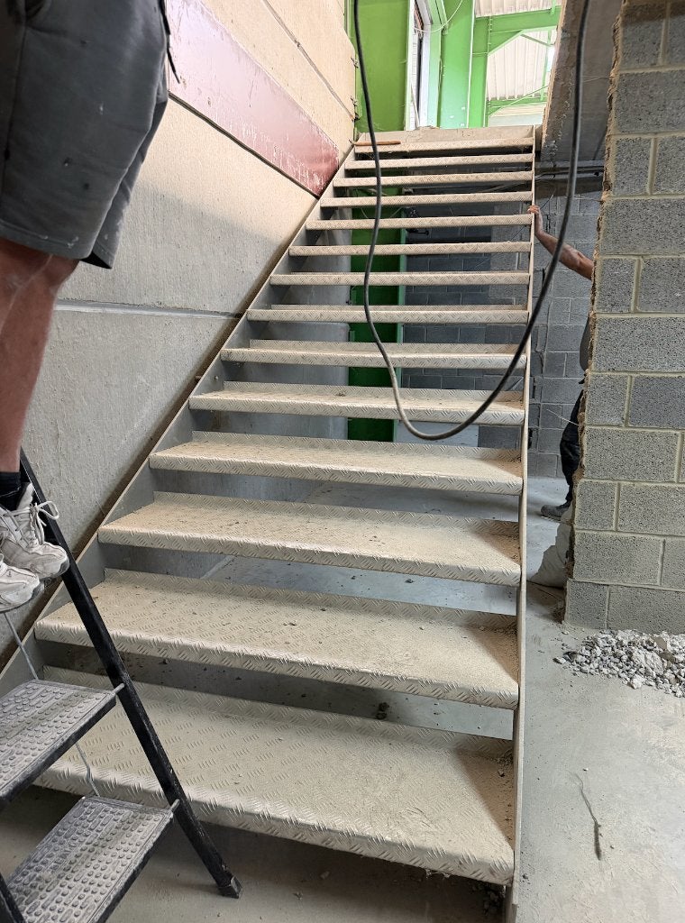 Escalier industriel acier/alu – 5m – très bon état, Enlèvement, Comme neuf