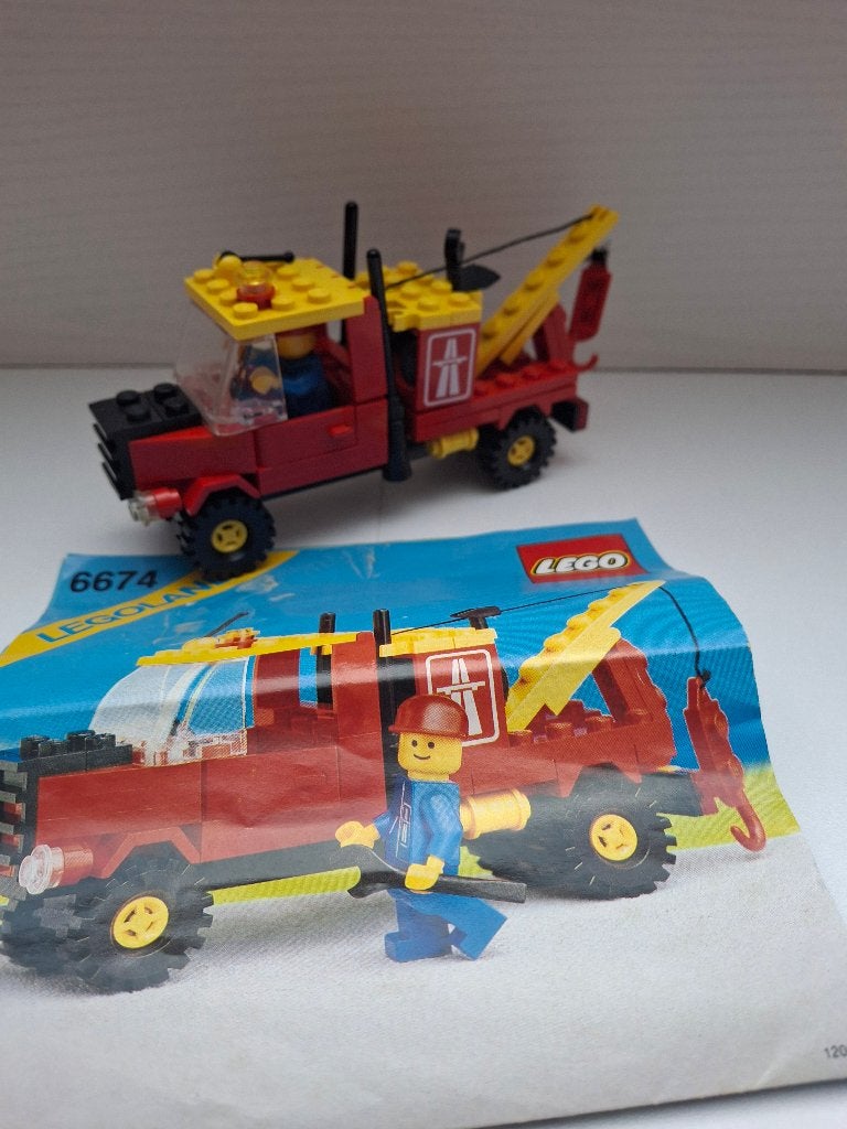 Lego  6674 Tow Truck 1988, Kinderen en Baby's, Speelgoed | Duplo en Lego, Ophalen of Verzenden, Compleet, Lego, LEGOLAND
